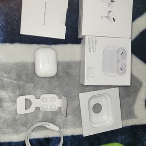 Apple airpod pros